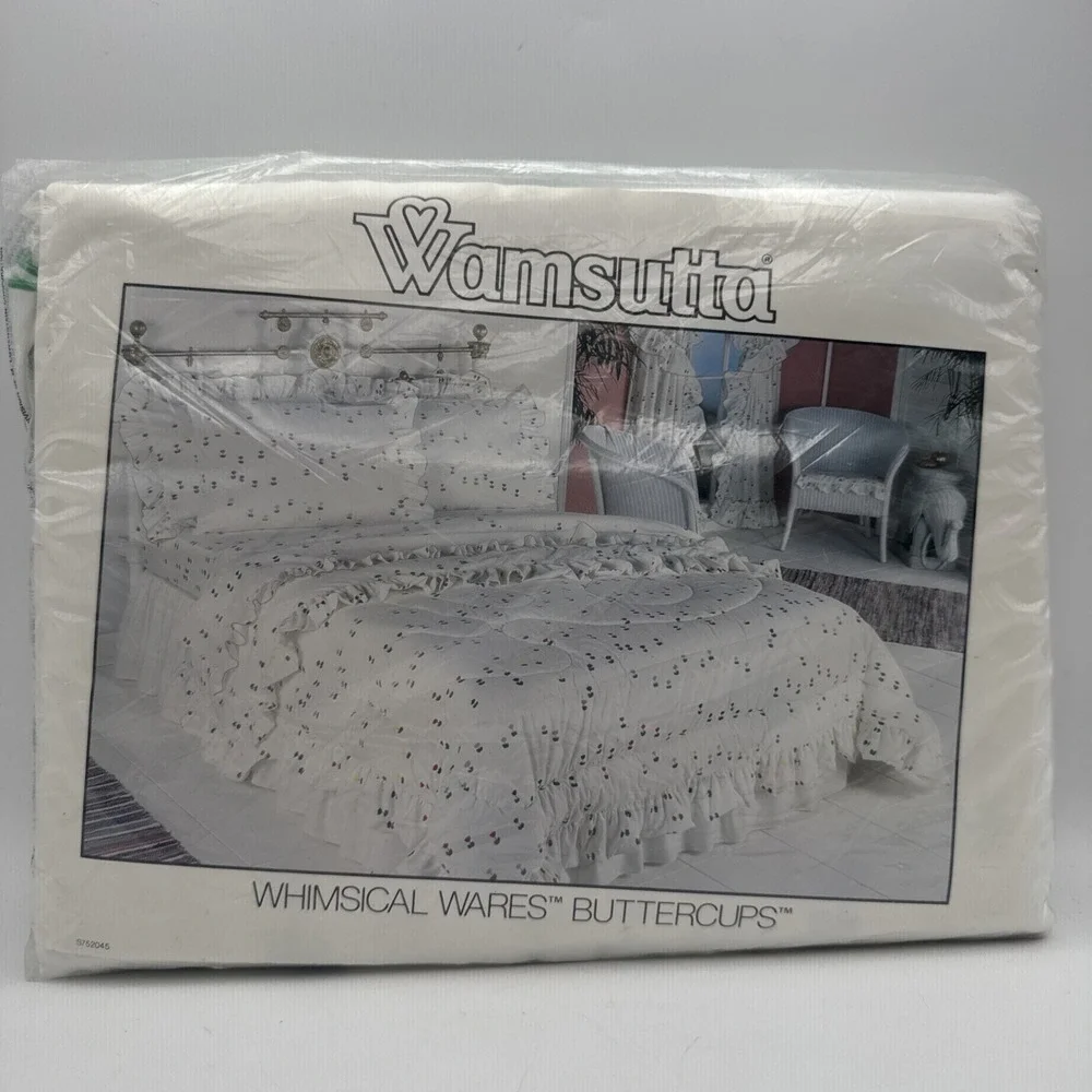 Vintage 70s Sheet Wamsutta Buttercups FULL FLAT White Floral Tulips Ruffle USA